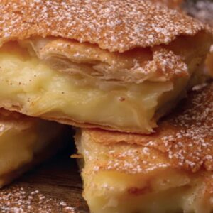 Ελληνική Μπουγάτσα Κρέμας