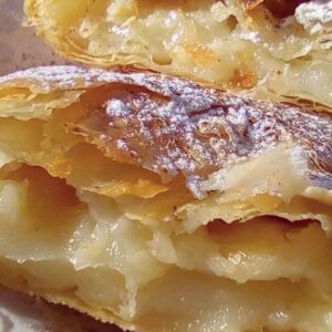 Μπουγάτσα Σιμιγδάλι